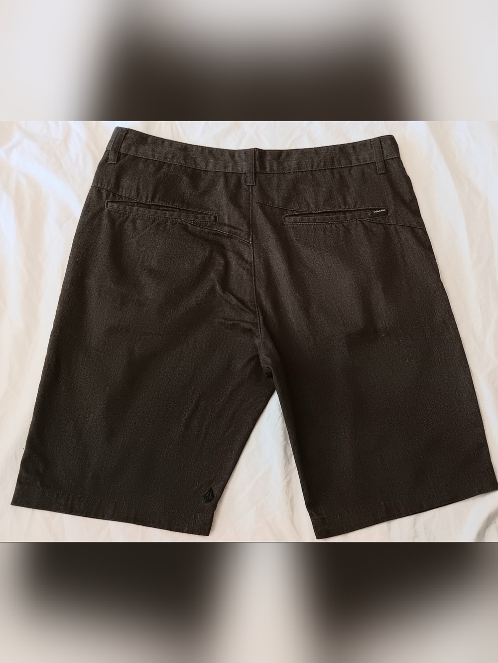 Volcom Chino Shorts 34 Charcoal Gray Pockets 10" Inseam Surf Beach Summer - Picture 2 of 10